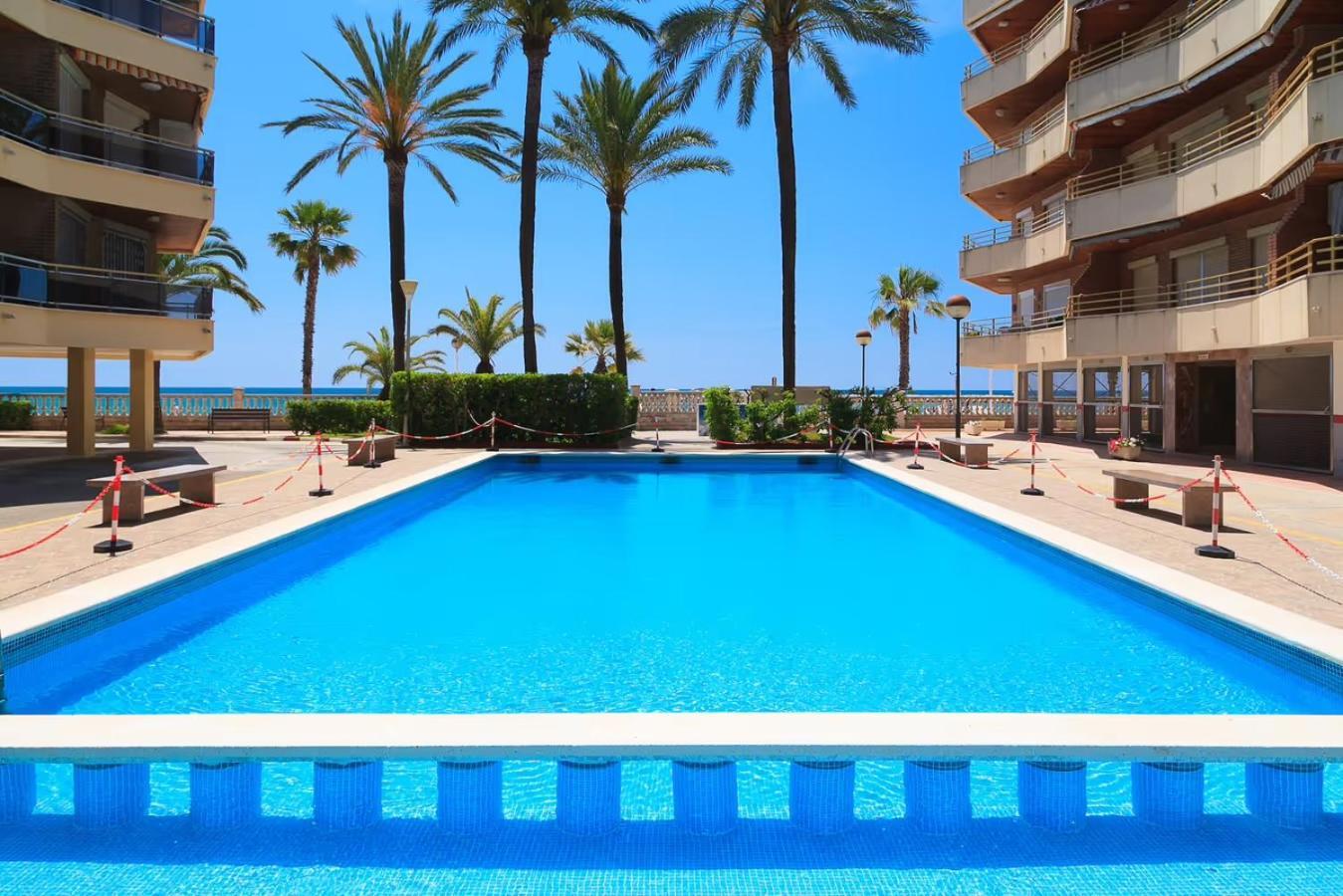 Vistas Playa Y Climatizado Cambrils Exterior photo