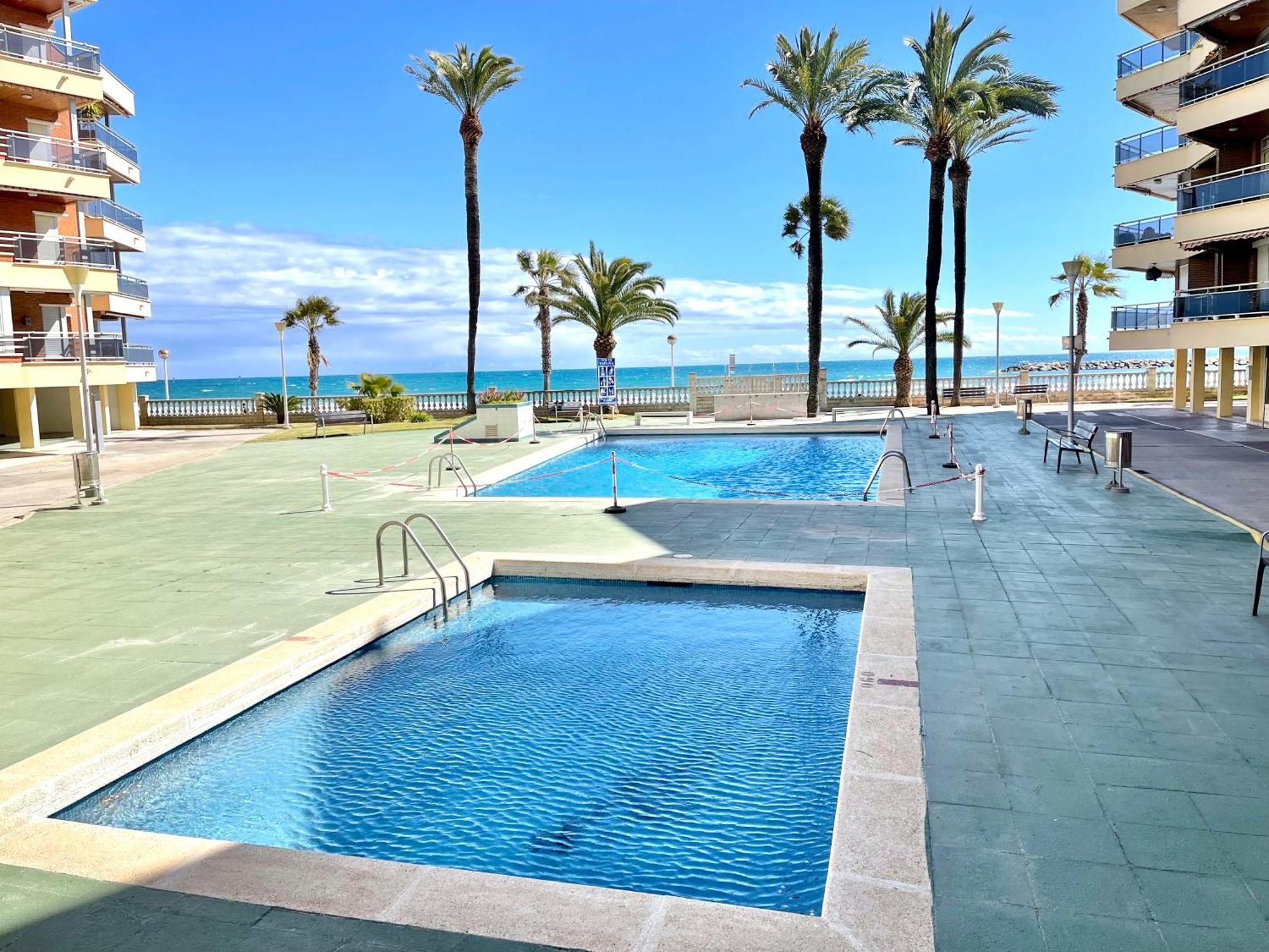 Vistas Playa Y Climatizado Cambrils Exterior photo
